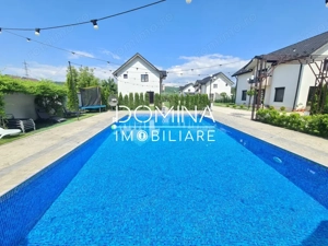Vânzare casă cu piscină, în cartier privat - zona Dumbrava - imagine 2