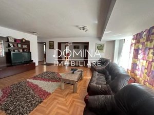  Vânzare proprietate impunătoare, strada Bujorului - cartier Primăverii - imagine 3