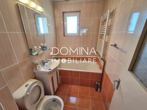 Vânzare apartament 3 camere *etaj 2 - decomandat* - Strada Zambilelor - imagine 4
