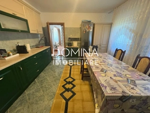 *Conac impresionant* cu arhitectură simetrică - pretabil reședință sau business - imagine 6