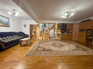 *Conac impresionant* cu arhitectură simetrică - pretabil reședință sau business - imagine 7