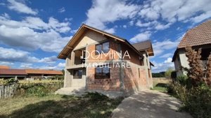 Vânzare casă D+P+M și teren 4334 mp - Runcu, Sat Răchiți