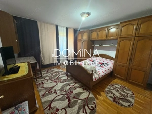 *Conac impresionant* cu arhitectură simetrică - pretabil reședință sau business - imagine 4