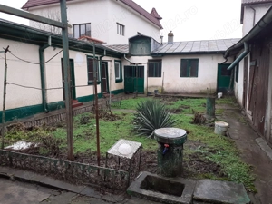 Vanzare Casa din caramida, supr. totala este de 387.mp., supr. const.121mp., str. Garii cu M. Bravu