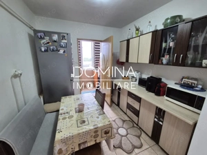 Vânzare apartament 2 camere, decomandat, zonă liniștită, strada Zambilelor - imagine 4