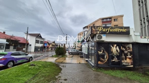 Închiriere spațiu comercial, situat în Târgu Jiu, strada 1 Decembrie 1918 - imagine 2
