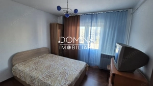 Vânzare apartament 3 camere, et. 2, situat în Rovinari, str. Plopilor - imagine 4