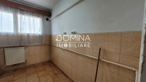 Vânzare apartament 3 camere, situat în Târgu Jiu, zona centrală - imagine 6