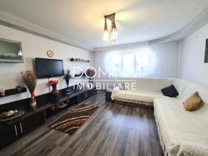 Vânzare vilă, situată în Târgu Jiu, Aleea Sf. Dumitru - cartier Drăgoieni - imagine 2