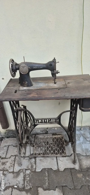 Masina de cusut Vitange - SINGER seria Y - imagine 3