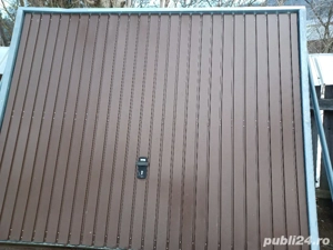 Vând ușă de garaj