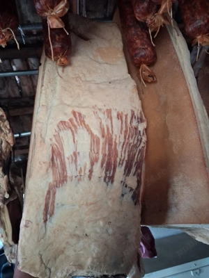 șuncă  și slănina de vânzare 