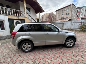 Suzuki Grand Vitara 2.4i JLX - imagine 7