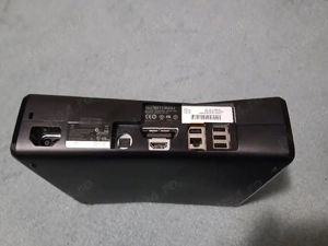 Vând xbox360+3 controllere+ 5 jocuri. În stare impecabilă.