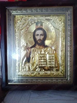 Vând două icoane deosebite argint suflate cu aur.