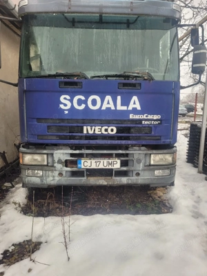 Camioane Iveco si Autobuz Ikarus - imagine 2