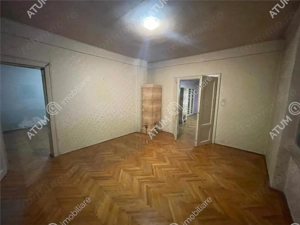 Apartament cu 4 camere 420 mp teren si garaj in Sub Arini Sibiu - imagine 10
