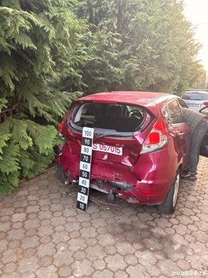 vand ford fiesta pentru piese exact asa cum e in poze  - imagine 9