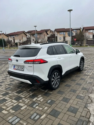 Vand Toyota Corolla Cross 2.0 hybrid 200 cp - imagine 4