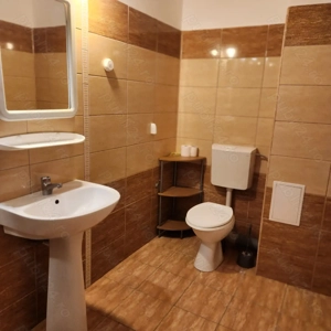 Închiriem 3 camere, 2 dormitoare și living cu bucatarie, Mănăstur - imagine 7