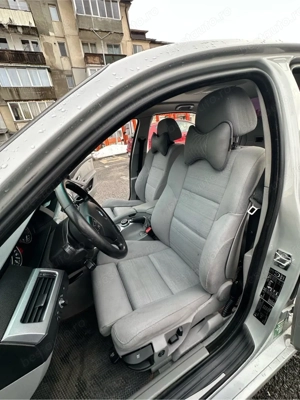 BMW seria 5 520d - imagine 5