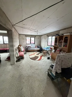 Casă spațioasă cu teren 11 ari în Liteni Moara - imagine 3