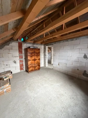 Casă spațioasă cu teren 11 ari în Liteni Moara - imagine 6