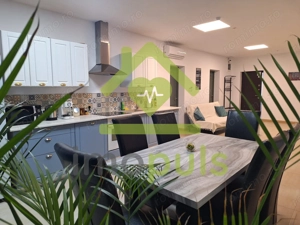 Apartament 4 camere la casă – Dumbrăvița