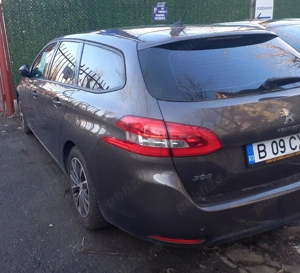 Autoturism  - imagine 4