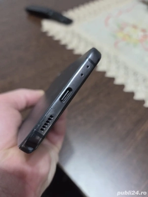 Vand telefon samsung z flip 4