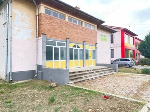 Oferim spre vanzare spatiu comercial - imagine 3