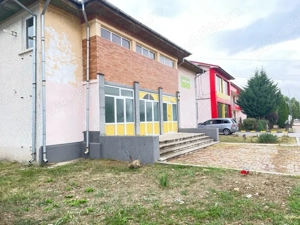 Oferim spre vanzare spatiu comercial - imagine 4