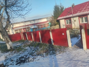 Vând casă și teren in satul,Rateșu Cauzei, județul Vaslui, amplasate la șoseaua principală. - imagine 5