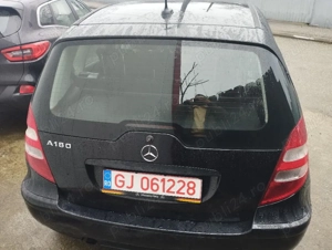 Mercedes A180 - imagine 3