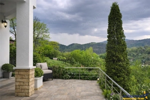Vila in view panoramic Drumul Poienii, Brasov,