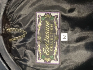 Vand haina din blana de nurca