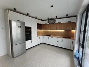 Mobil  la comandă  - imagine 3