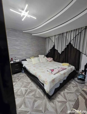 Închiriez apartament cu 2 camere