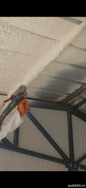 Izolație cu spumă poliuretanică 