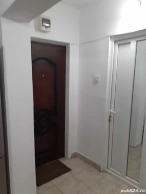 Garsoniera de vânzare 