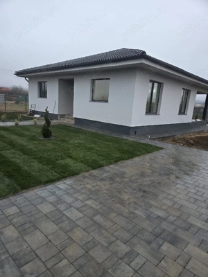 vand casa noua craciunelu de jos 