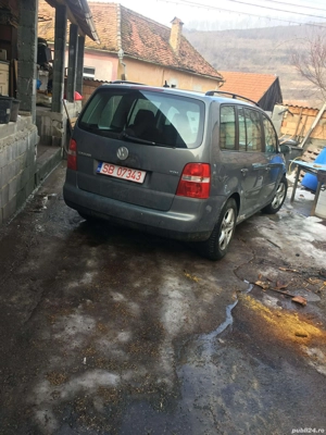 Turan din 2006 motor 2 litri 140 cp în stare perfect de funcționare  - imagine 3