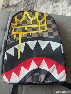 ghiozdan scoala sau oras 