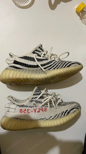 Yeezy boost 350 Zebra V2