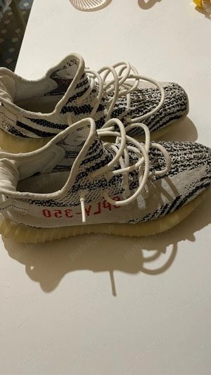 Yeezy boost 350 Zebra V2 - imagine 3