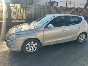 Masina Hyundai de vanzare, model i30, benzina, Euro 5, fabricata in Coreea - imagine 2