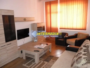 Apartament 4 camere cu scara interioara Centru Bloc Nou 