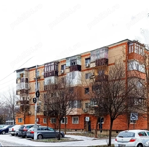 Schimb apartament cu 3 camere decomandat 
