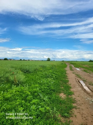 Loc de Casa intravilan