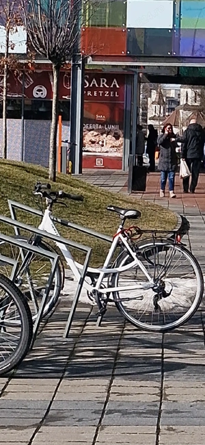 Bicicleta de vânzare 